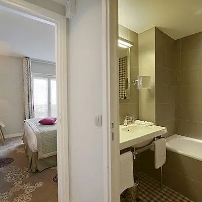 Le Mareuil Отель 4*